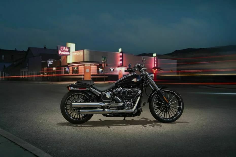 Harley-Davidson Breakout 2026