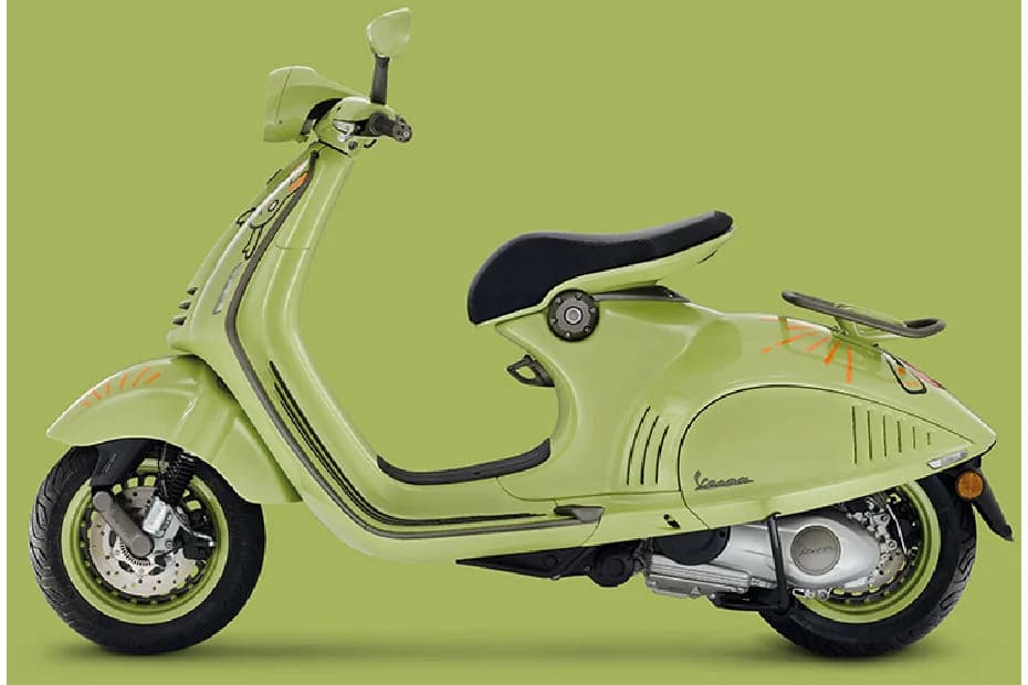 Vespa 946 Snake