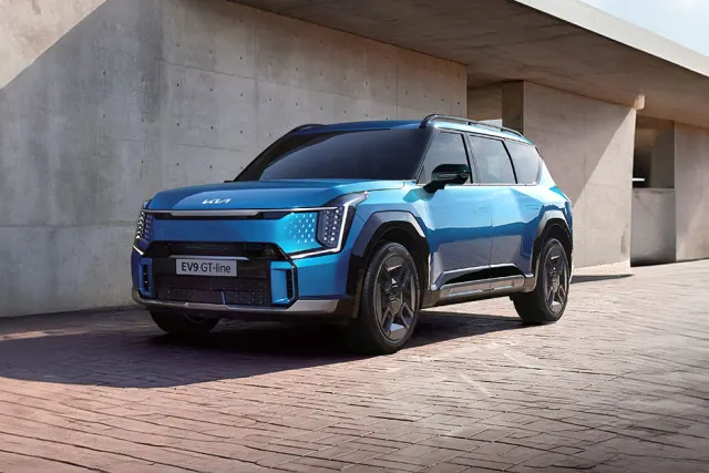 Kia EV9 ดีไหม? ราคา 3,899,000 บาท วิเคราะห์ 6 ที่นั่งและชาร์จ 24 นาที