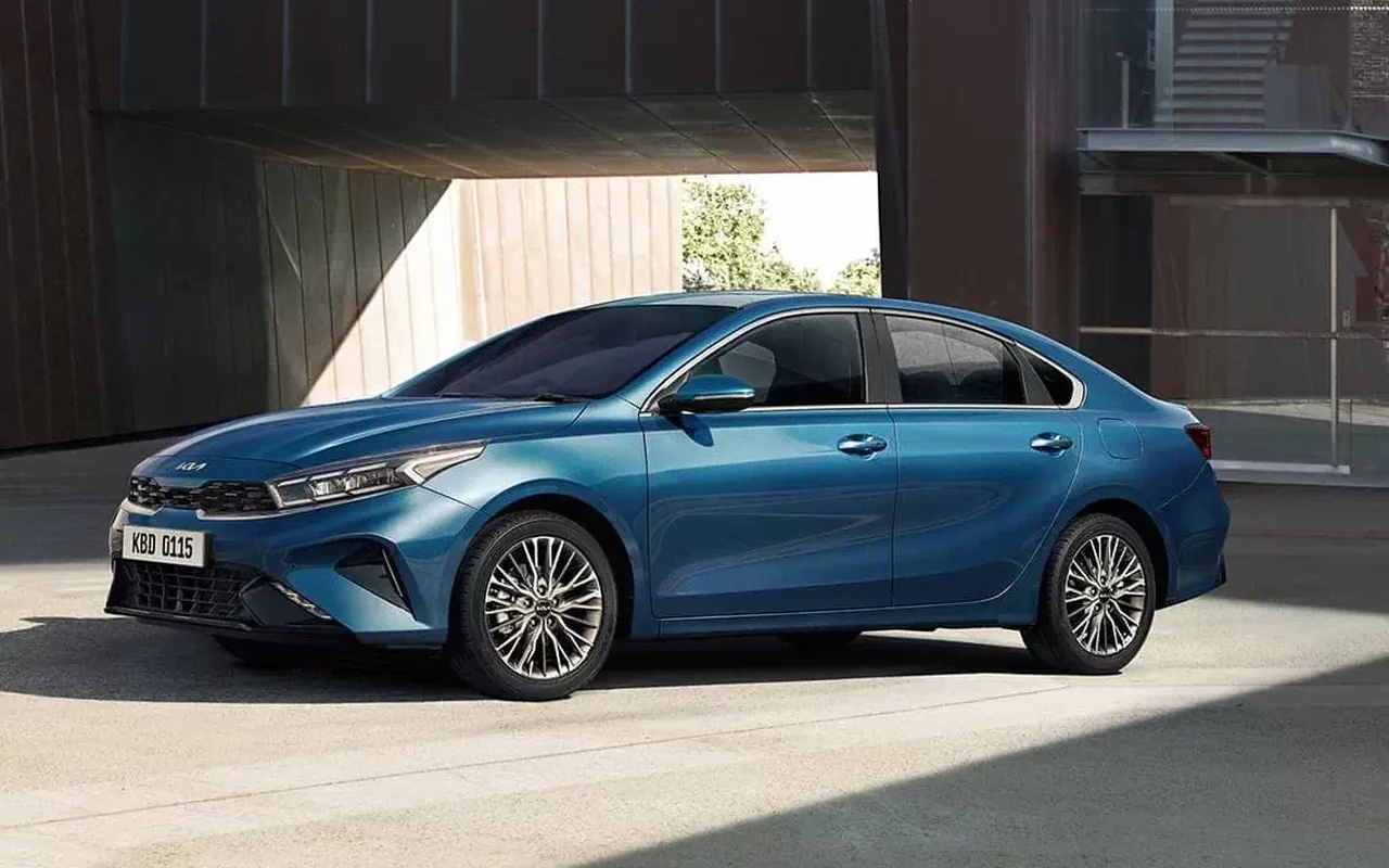 Kia K3 2026 có tốt không? Sedan hạng C 584–714 triệu