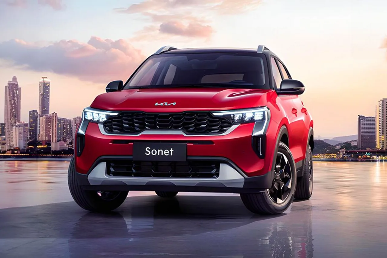 Kia Sonet cũ vs Toyota Raize cũ: so đúng đời, động cơ và giá