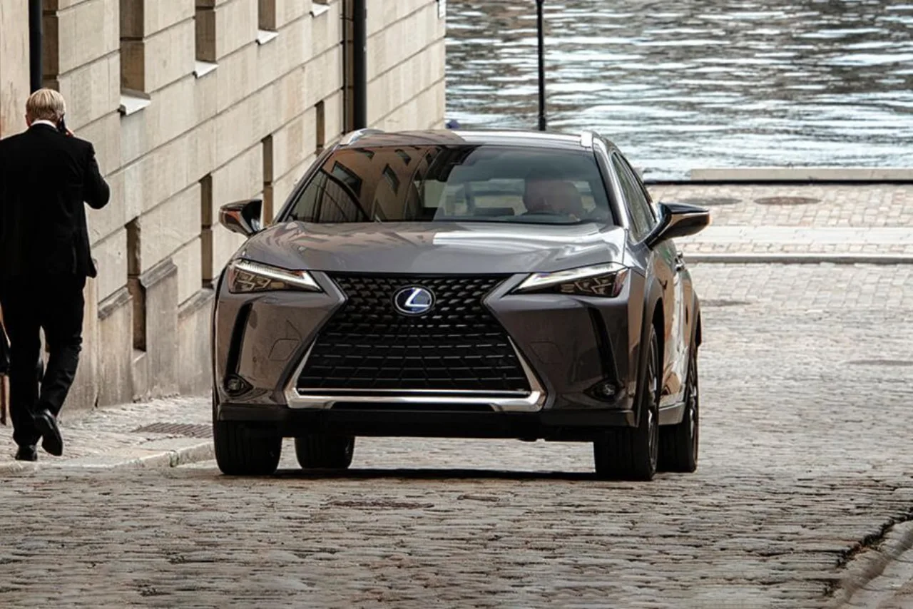 Lexus UX มือสองปีไหนน่าซื้อ? ราคา และเช็กลิสต์ก่อนซื้อ