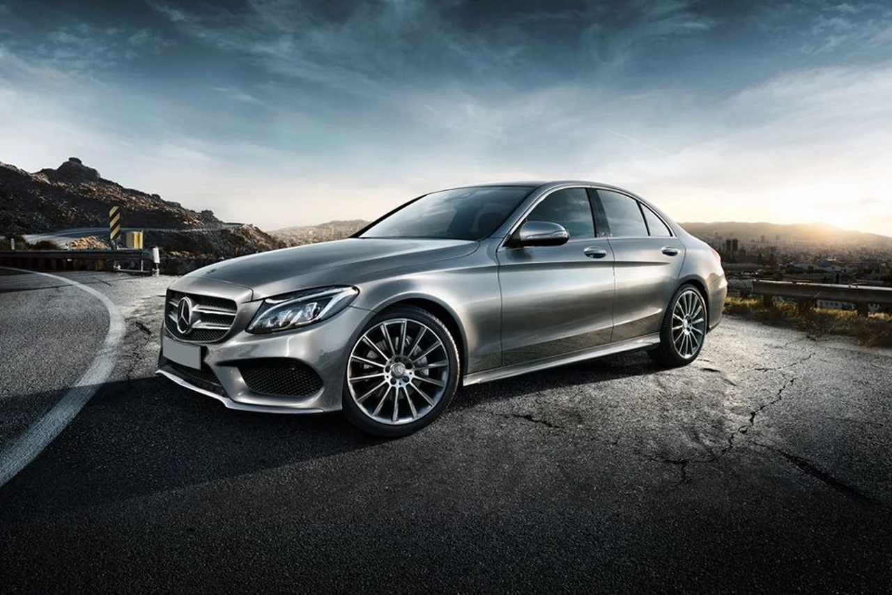 Mercedes-Benz có tốt không? Lịch sử, doanh số và đánh giá tại Việt Nam