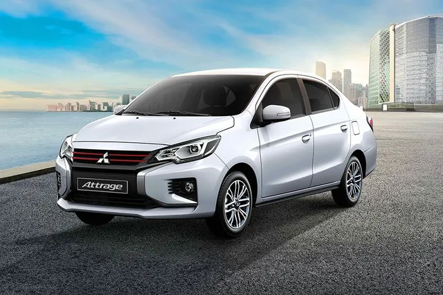 Giá niêm yết và giá giao dịch xe cũ khác nhau thế nào?