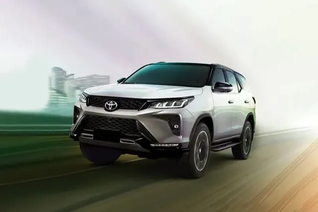Toyota Fortuner vs Isuzu MU-X มือสอง เทียบ 2WD/4WD ดีเซล และราคา