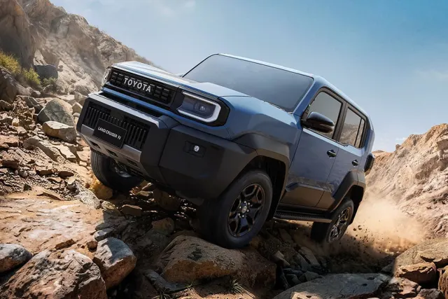 Toyota Land Cruiser FJ