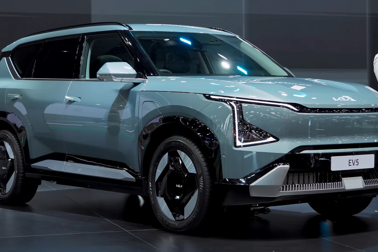 Kia EV5 2026 รุ่นไหนดี? เทียบ Air, Earth Long Range และ AWD