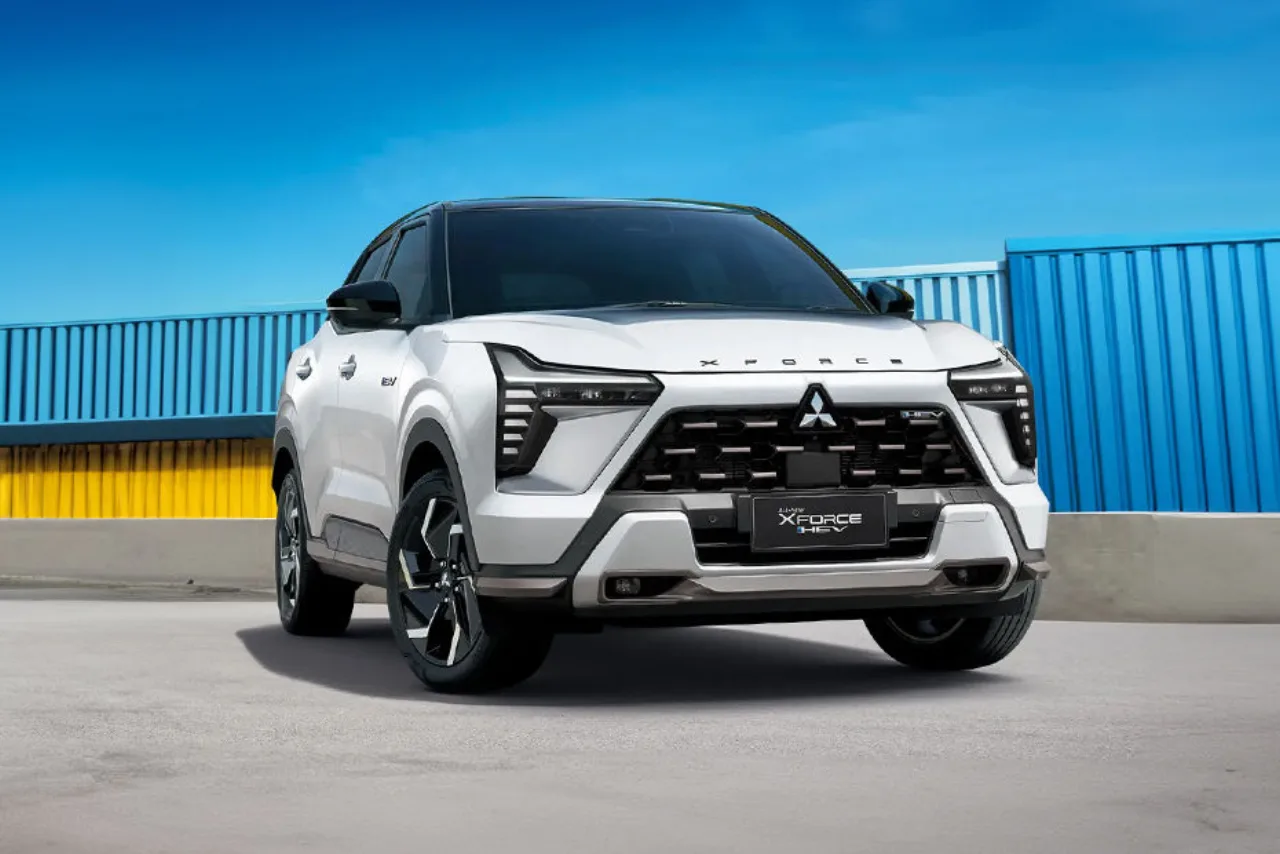 Mitsubishi XFORCE HEV vs Yaris Cross HEV เลือก SUV ไฮบริดคันไหนดี