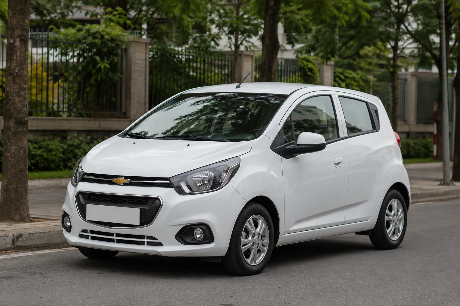 Chevrolet Spark cũ có nên mua không? Tách đúng máy và số
