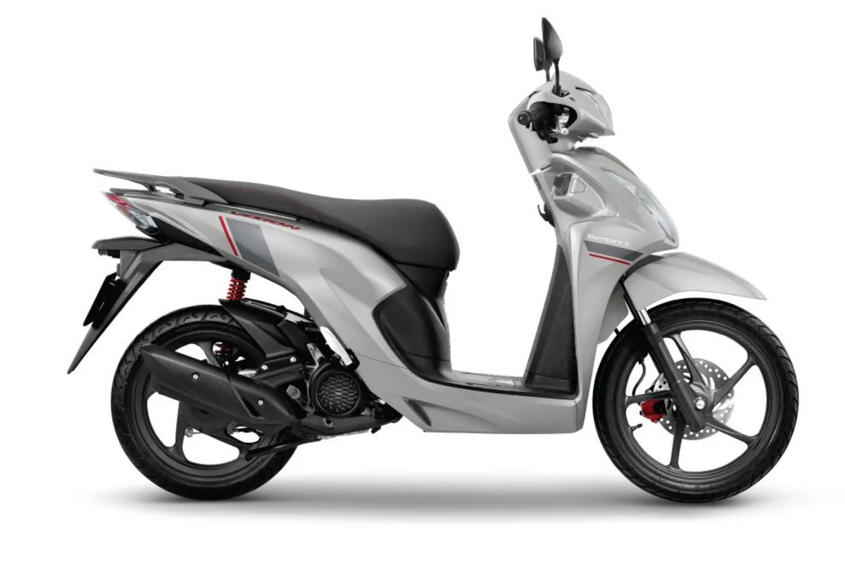Vision hay Wave Alpha 2026: Nên chọn tay ga hay xe số?